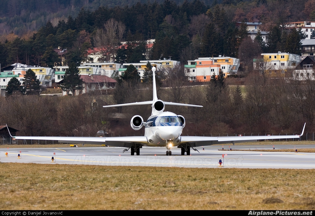 NetJets Europe (Portugal) CS-DSA aircraft at Innsbruck