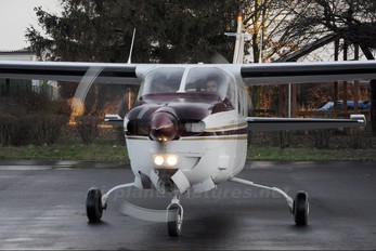 OM-SKY - SKY Service (Czech) Cessna 210 Centurion