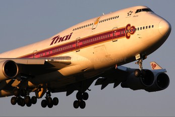 HS-TGN - Thai Airways Boeing 747-400