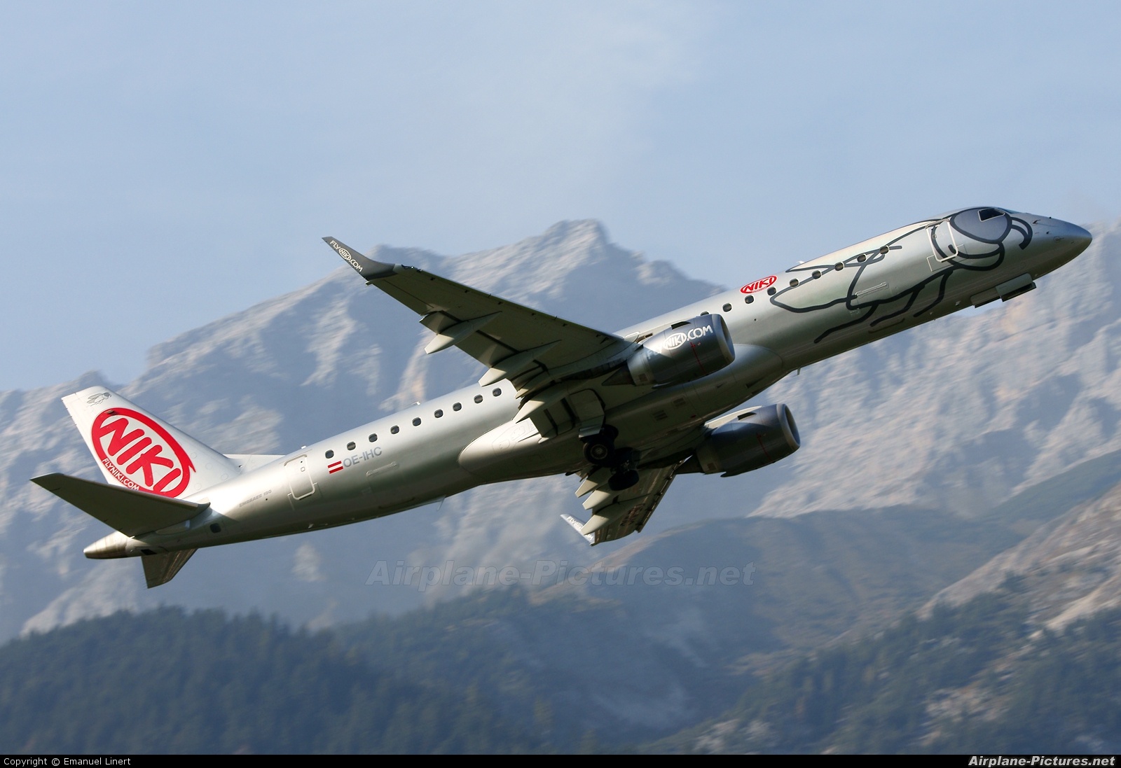 Niki OE-IHC aircraft at Innsbruck