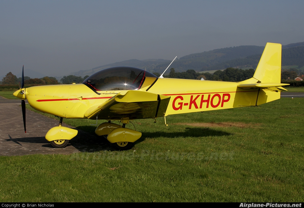 Private G-KHOP aircraft at Welshpool
