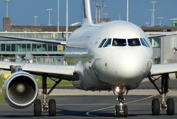 F-GUGF - Air France Airbus A318