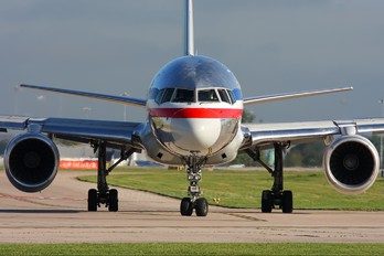 N187AN - American Airlines Boeing 757-200