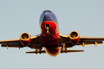 - - Southwest Airlines Boeing 737-500
