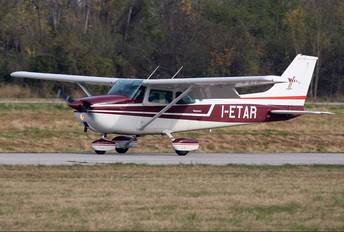 I-ETAR - Private Cessna 172 Skyhawk (all models except RG)