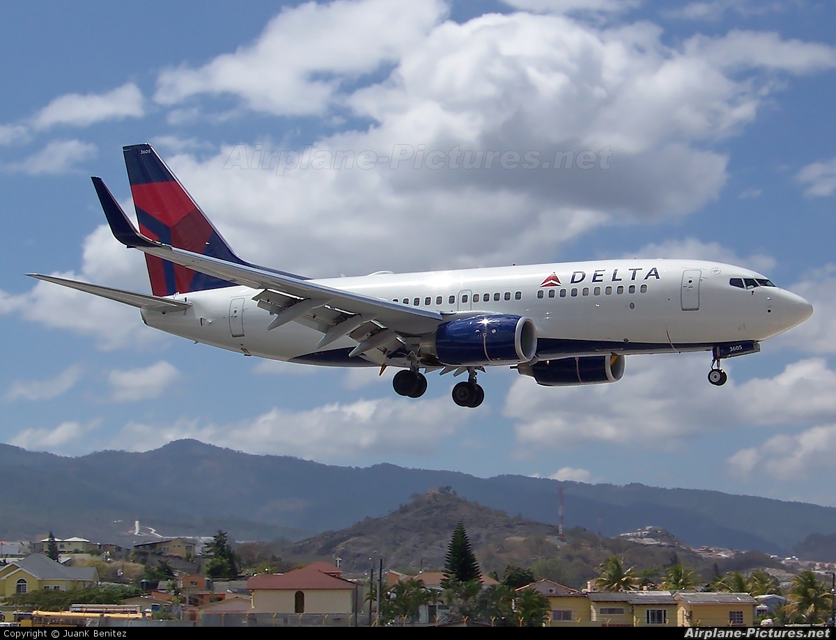 Delta Air Lines N305DQ aircraft at Tegucigalpa - Toncontin