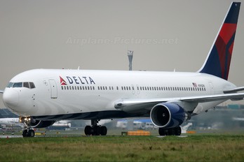 N195DN - Delta Air Lines Boeing 767-300ER