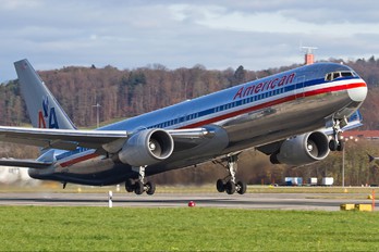 N383AN - American Airlines Boeing 767-300
