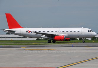 PH-AAX - Travel Service Airbus A320