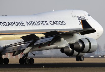 9V-SFD - Singapore Airlines Cargo Boeing 747-400F, ERF