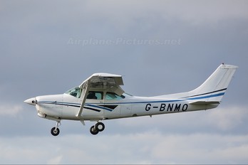 G-BNMO - Private Cessna 182 Skylane (all models except RG)