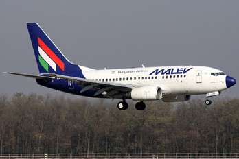 HA-LOE - Malev Boeing 737-600