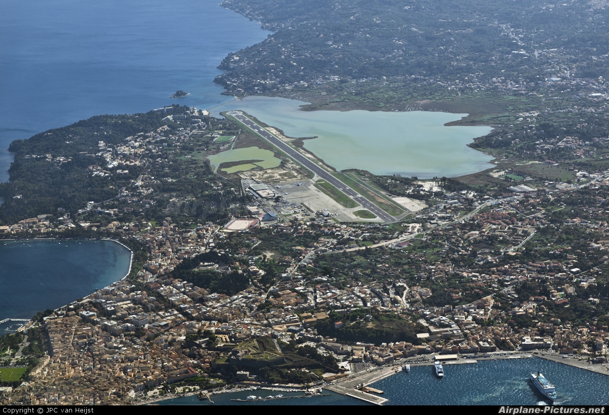 - Airport Overview - aircraft at Corfu - Ioannis Kapodistrias