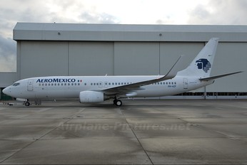 PH-HZF - Aeromexico Boeing 737-800