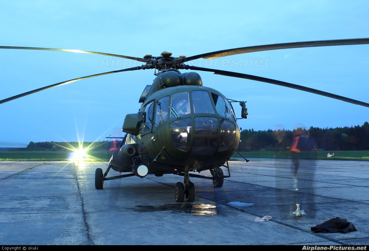 Poland - Army 606 aircraft at Undisclosed location