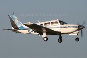 G-BNNX - Private Piper PA-28R Arrow /  RT Turbo Arrow