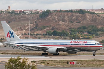N397AN - American Airlines Boeing 767-300ER