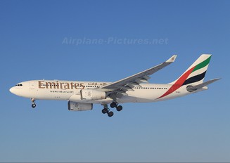 A6-EKZ - Emirates Airlines Airbus A330-200