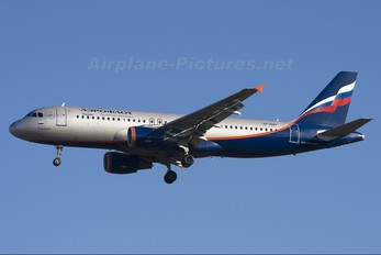 VP-BQV - Aeroflot Airbus A320