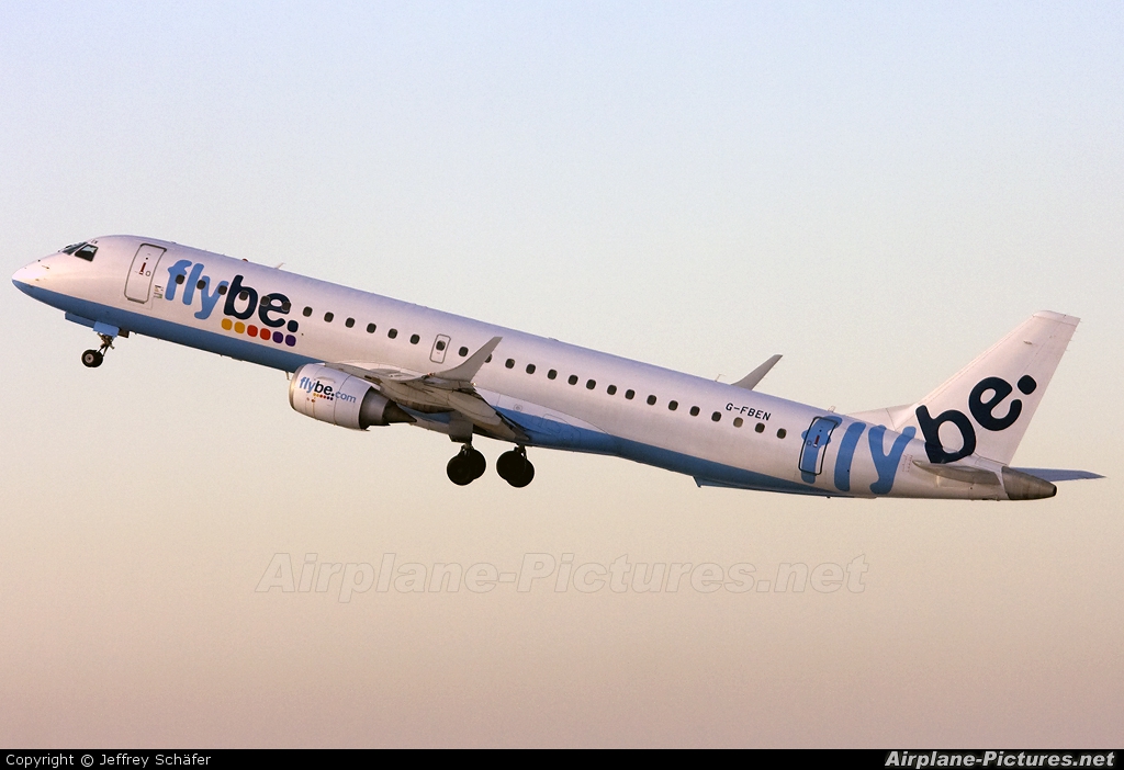 Flybe G-FBEN aircraft at Manchester