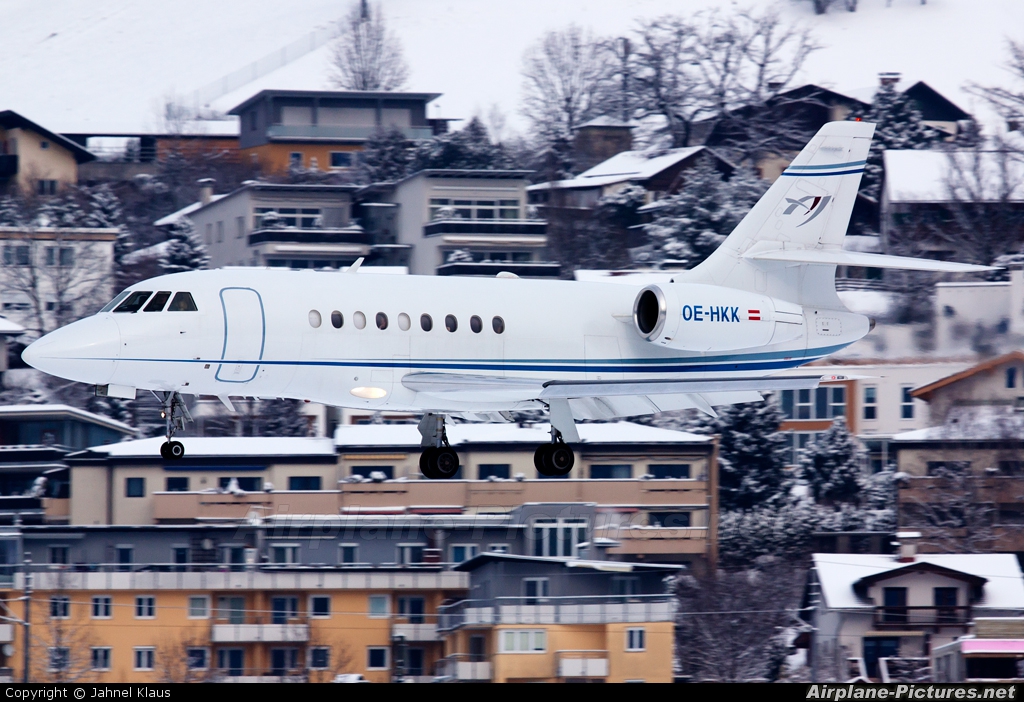 Avcon Jet OE-HKK aircraft at Innsbruck