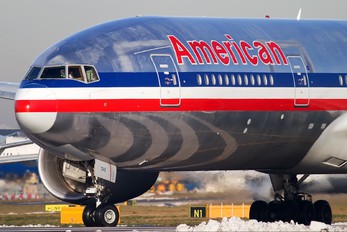 N790AN - American Airlines Boeing 777-200ER