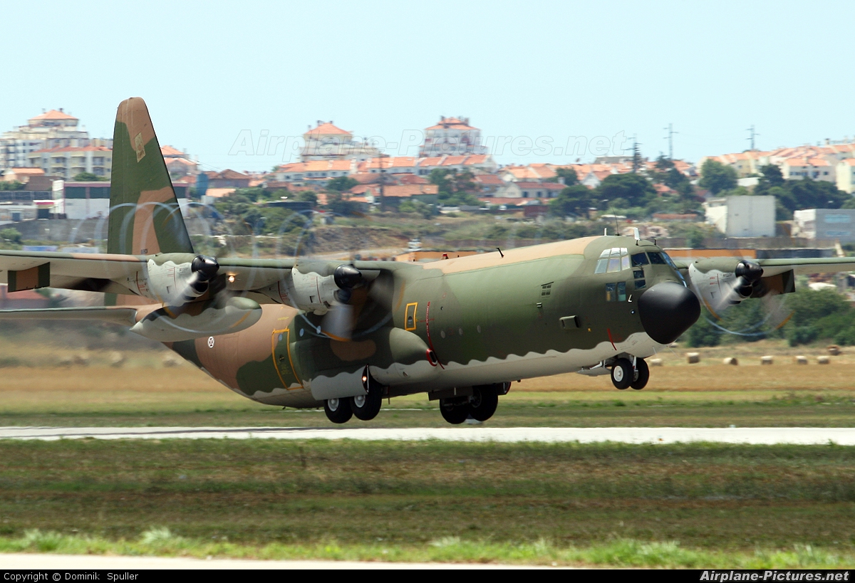 Portugal - Air Force 16801 aircraft at Sintra