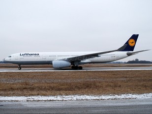 D-AIKK - Lufthansa Airbus A330-300