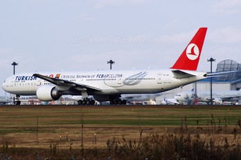 TC-JJB - Turkish Airlines Boeing 777-300ER