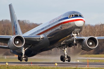 N358AA - American Airlines Boeing 767-300ER