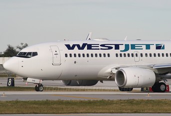 C-GUWJ - WestJet Airlines Boeing 737-700