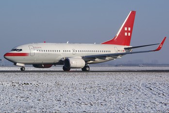 HB-JJA - PrivatAir Boeing 737-700
