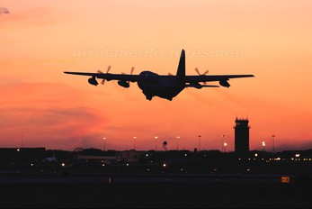 - - USA - Air Force Lockheed C-130E Hercules