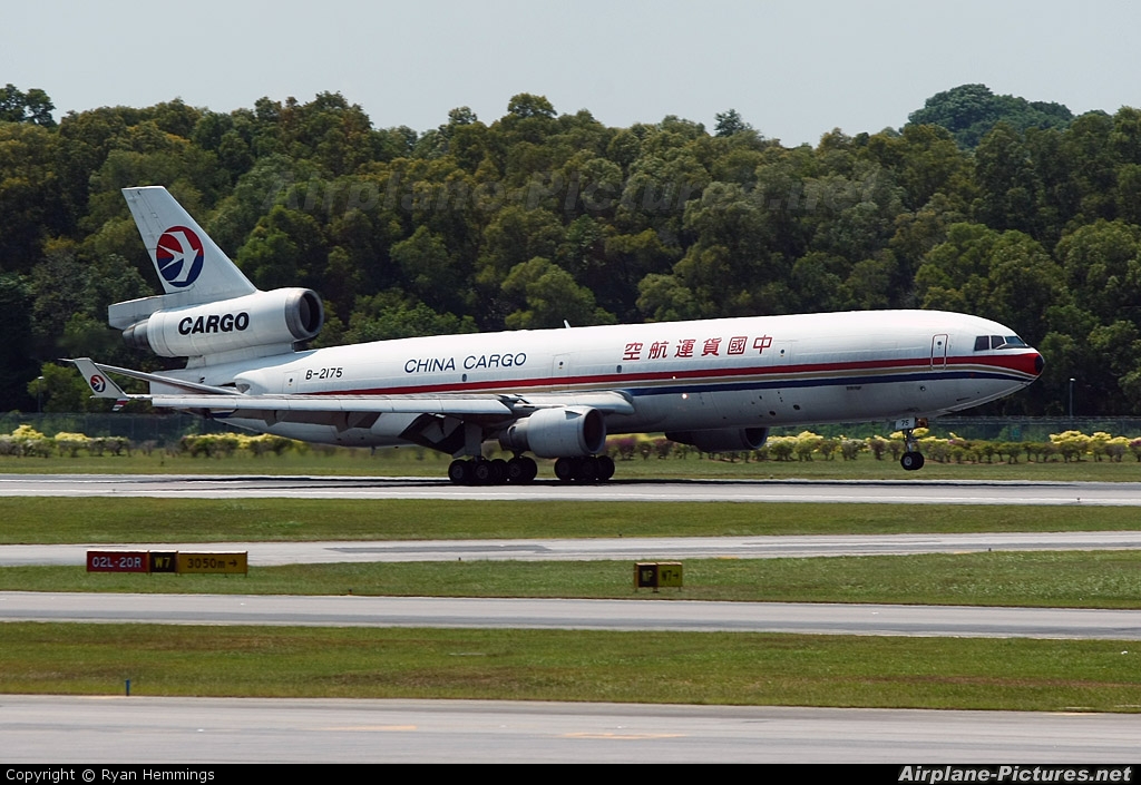 China Cargo B-2175 aircraft at Singapore - Changi