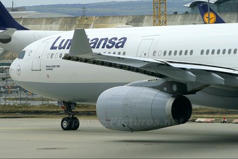 D-AIKE - Lufthansa Airbus A330-300