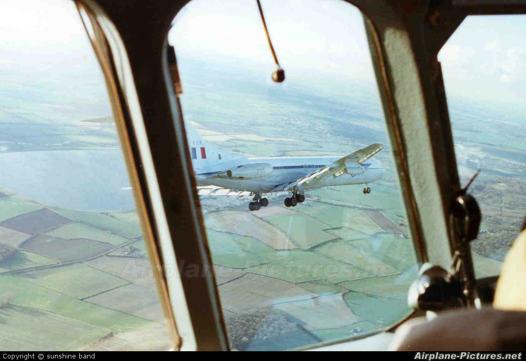 Royal Air Force XR806 aircraft at In Flight - England