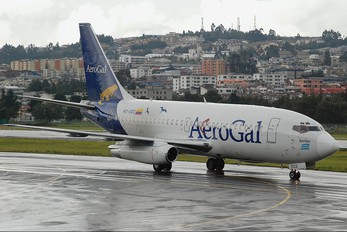 HC-CED - Aerogal Boeing 737-200
