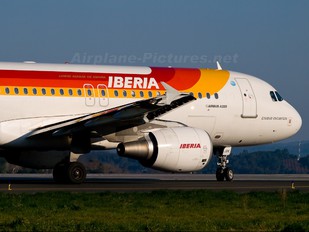 EC-JSK - Iberia Airbus A320