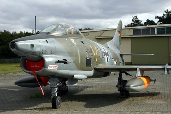 32+72 - Germany - Air Force Fiat G91