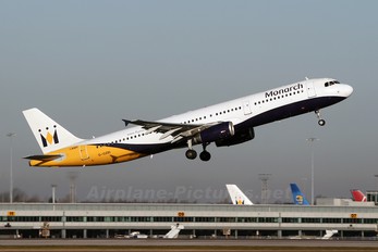 G-OZBI - Monarch Airlines Airbus A321
