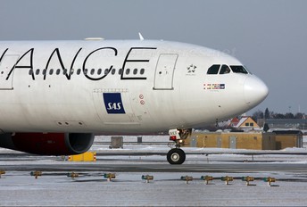 SE-REF - SAS - Scandinavian Airlines Airbus A330-300