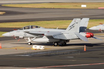 A44-202 - Australia - Air Force McDonnell Douglas F/A-18F Super Hornet