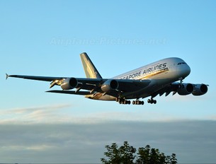 9V-SKE - Singapore Airlines Airbus A380