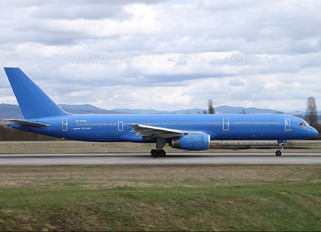 G-STRW - Astraeus Boeing 757-200