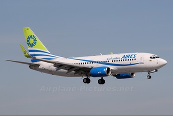 HK-4623 - Aires Colombia Boeing 737-700