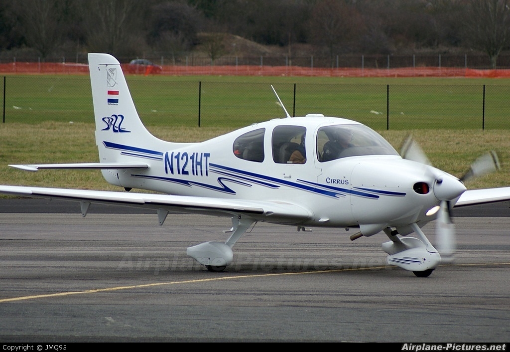Private N121HT aircraft at North Weald
