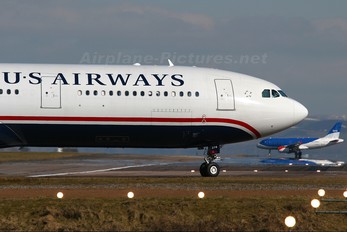 N274AY - US Airways Airbus A330-300