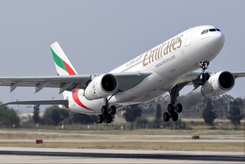 A6-EAP - Emirates Airlines Airbus A330-200