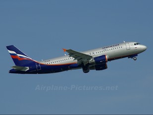 VQ-BCM - Aeroflot Airbus A320