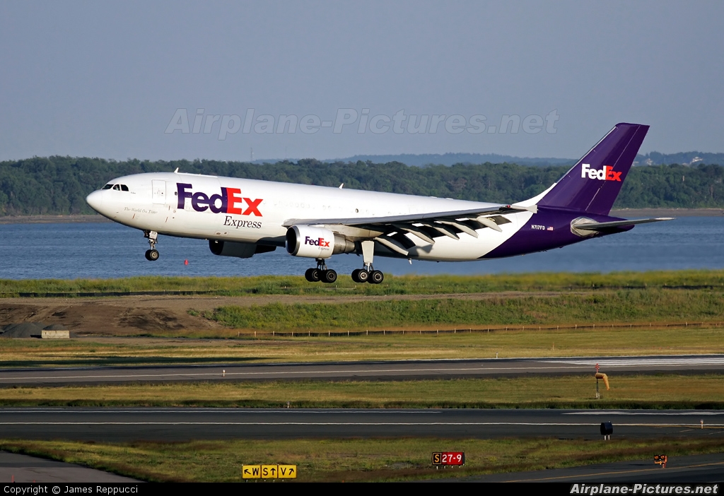 FedEx Federal Express N717FD aircraft at Boston - General Edward Lawrence Logan Intl